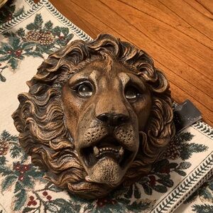 Majestic Lion Head Wall Decor in Brown
